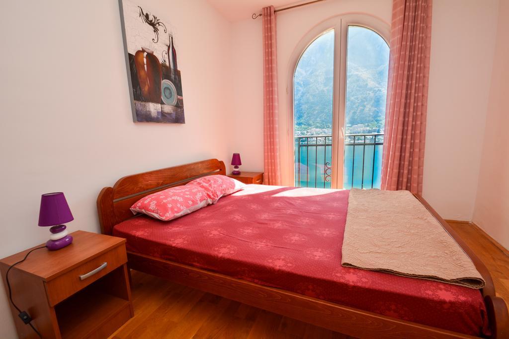 Apartments Panorama Kotor Exterior photo