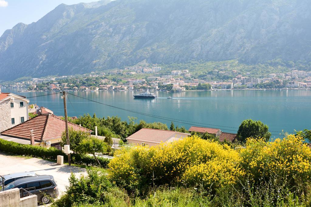 Apartments Panorama Kotor Exterior photo